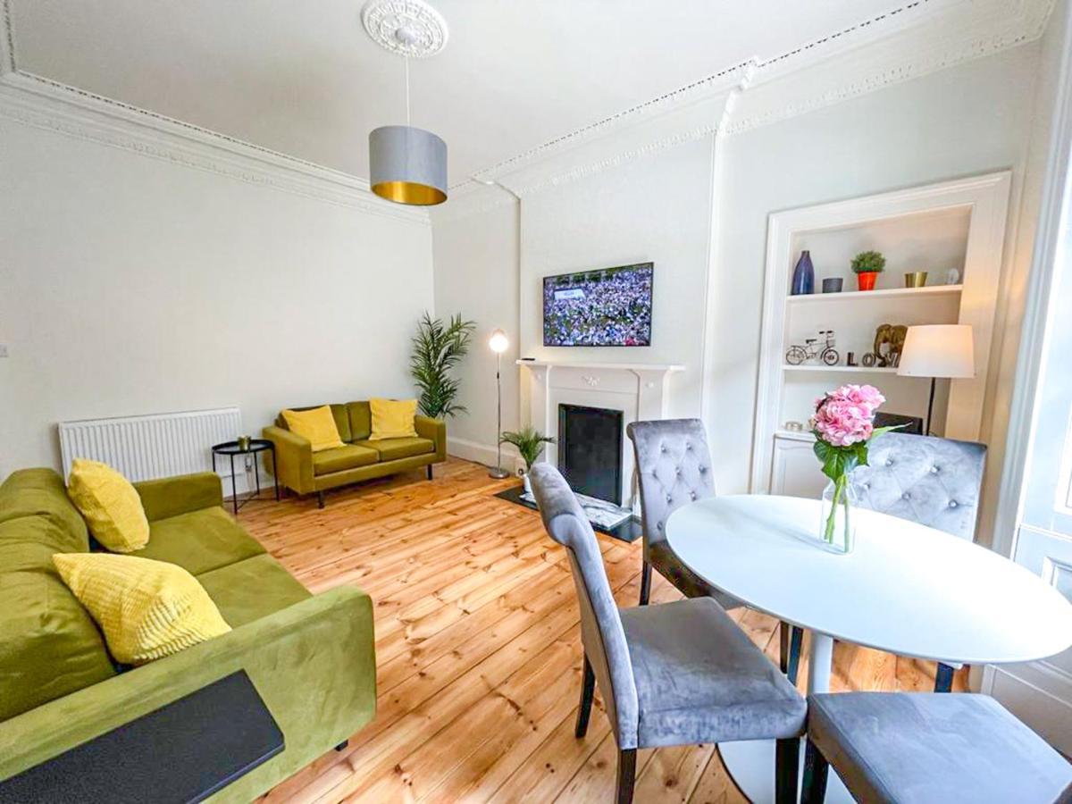 Desirable 2 Bed Apt Near Edinburgh Castle Экстерьер фото