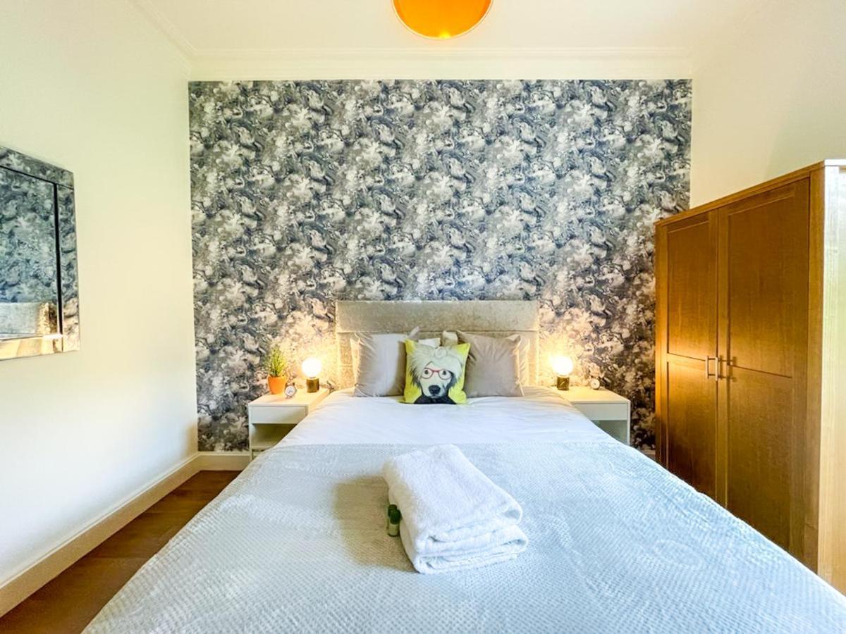 Desirable 2 Bed Apt Near Edinburgh Castle Экстерьер фото