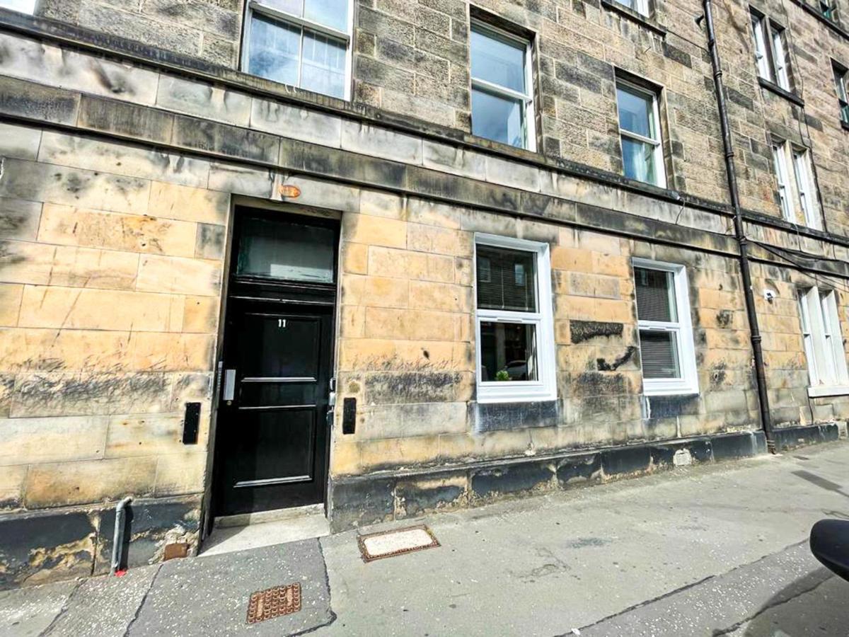 Desirable 2 Bed Apt Near Edinburgh Castle Экстерьер фото